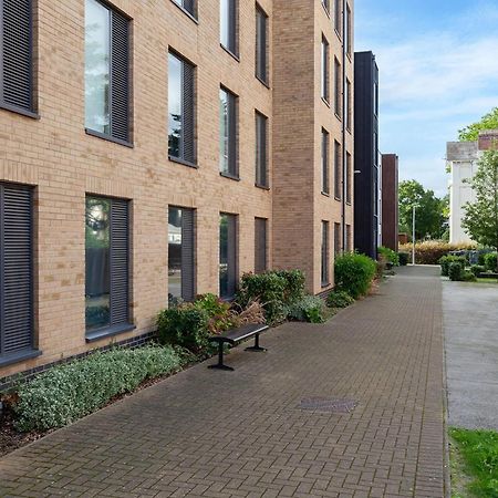 Students Only - Kendrick Hall In Reading Exterior photo
